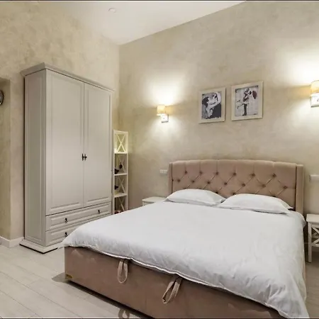 Lucky Apartmens In Centre Lviv Exterior photo