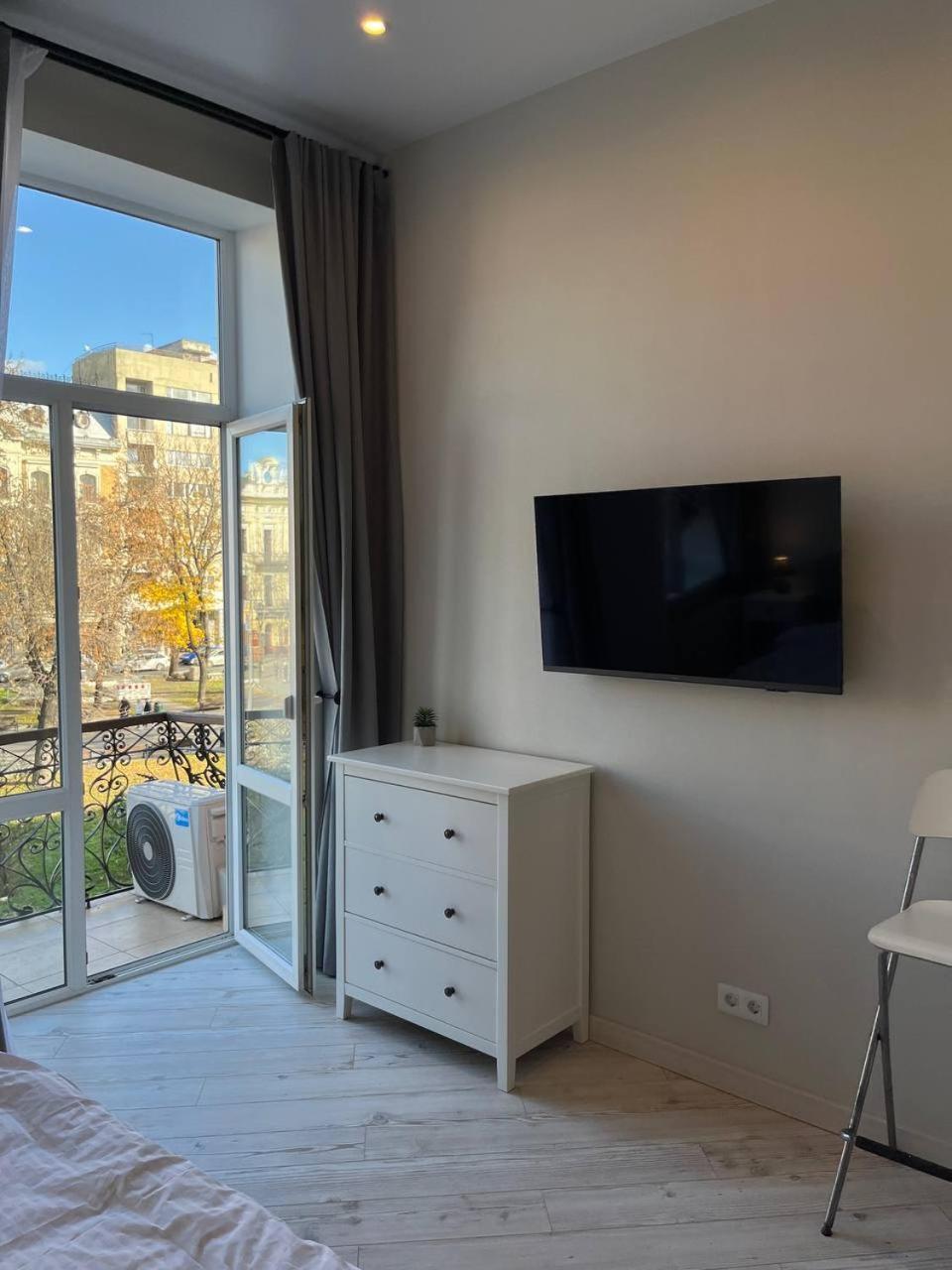 Apartment Luxury In Centre Lviv